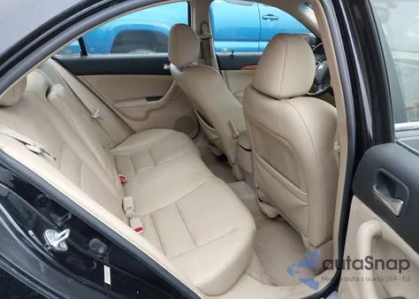 2005 Acura Tsx z USA, uszkodzony, nr VIN JH4CL95845C017637